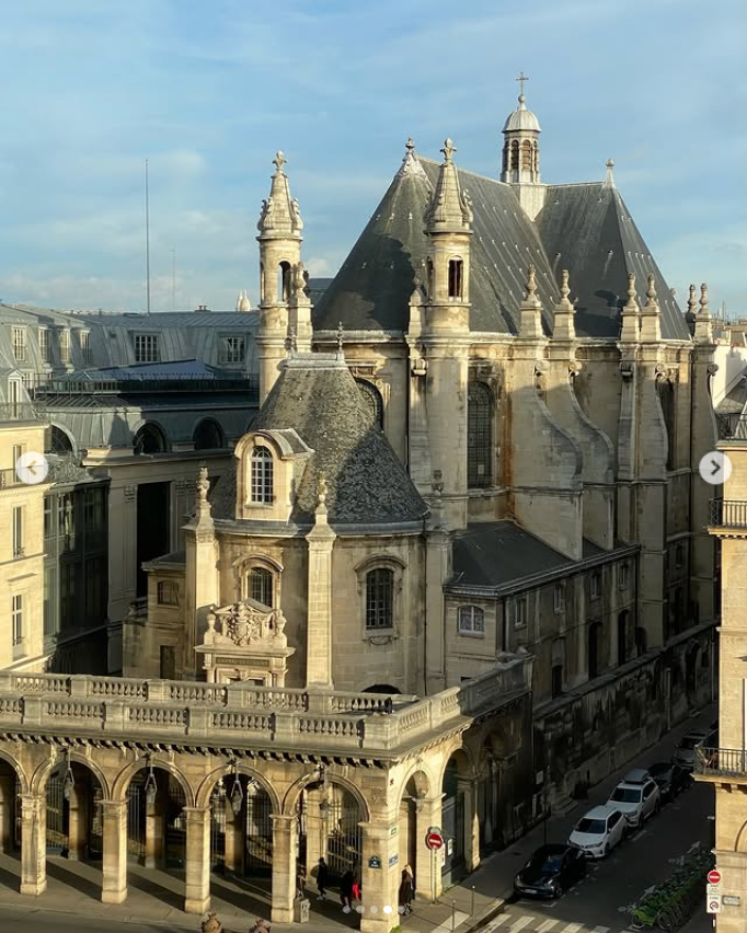 louvre museum paris architect