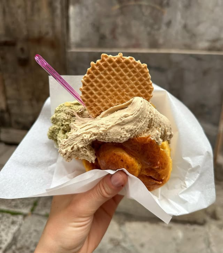 Brioche con Gelato