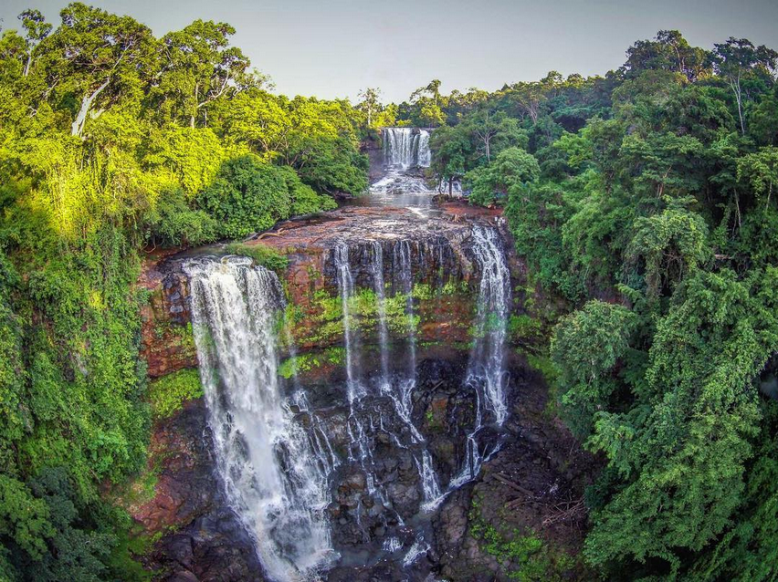  Bou Sra Waterfall
